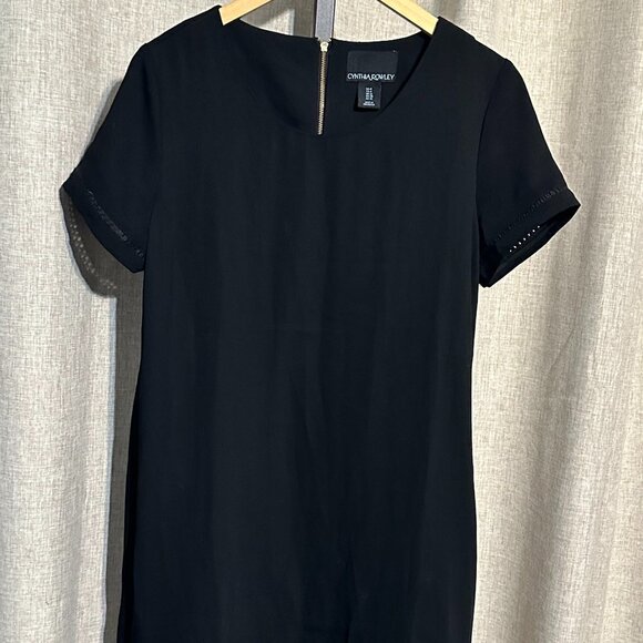Cynthia Rowley Black Embroidered Hem Short Sleeve Dress - Size 8 - Picture 1 of 6